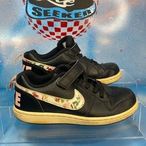 Little kid Nike shoes